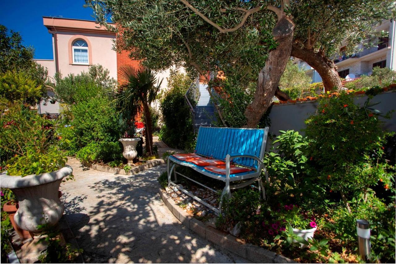 Villla Brigitte Tucepi Apartment Exterior photo