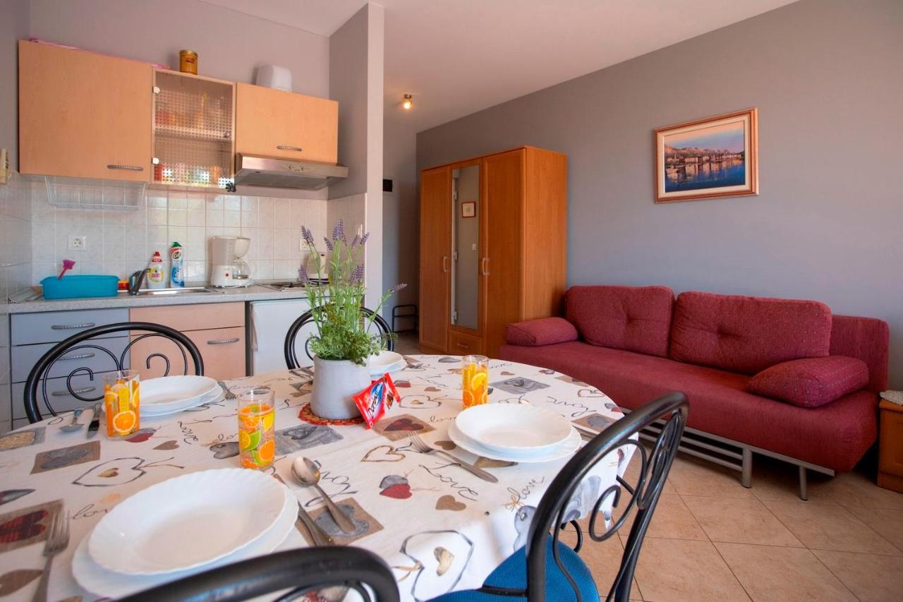 Villla Brigitte Tucepi Apartment Exterior photo